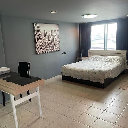 Happy Apple Guesthouse Pattaya Εξωτερικό φωτογραφία