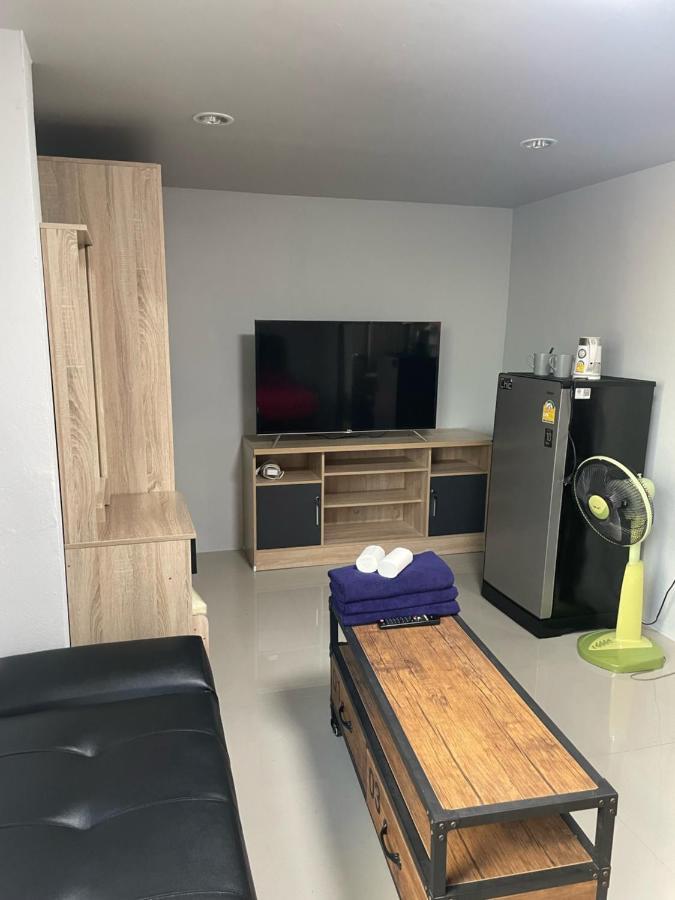 Happy Apple Guesthouse Pattaya Εξωτερικό φωτογραφία