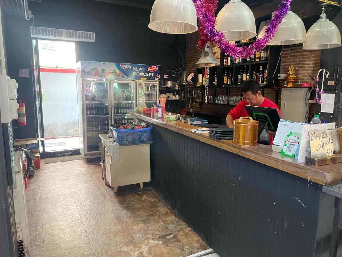 Happy Apple Guesthouse Pattaya Εξωτερικό φωτογραφία