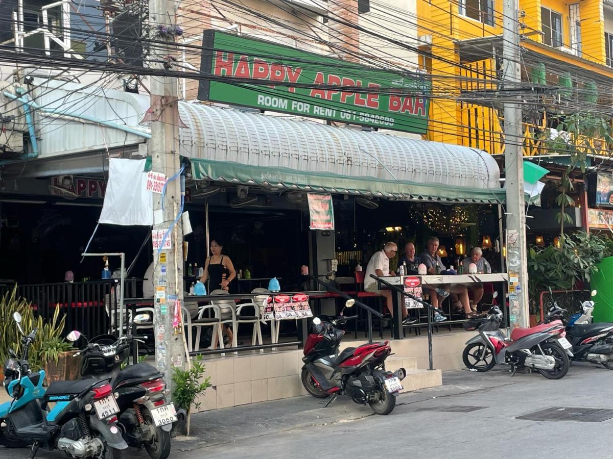 Happy Apple Guesthouse Pattaya Εξωτερικό φωτογραφία